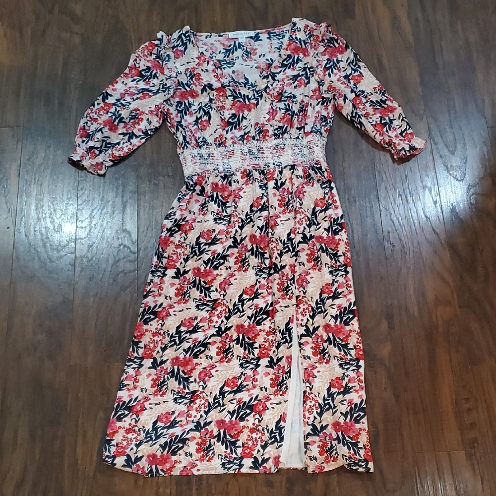 Amour Vert Red and Black Floral Midi Dress